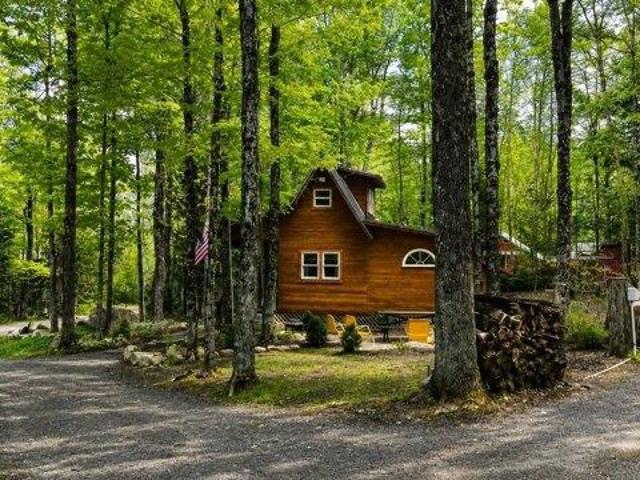 House for sale in Morgan, Vermont