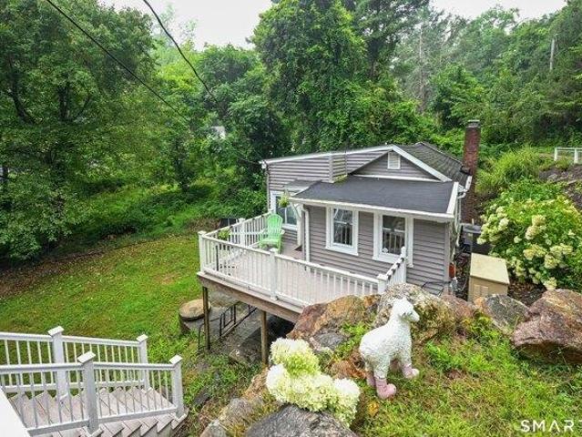 House for sale in Newtown, Western Connecticut Planning Region