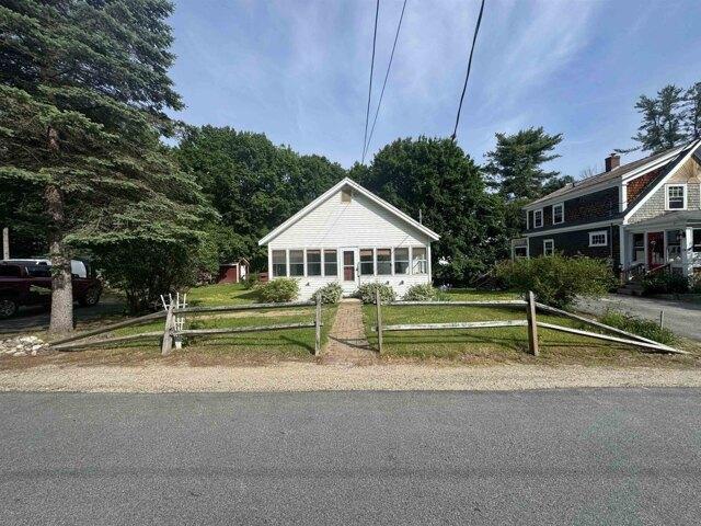 House for sale in New Hampshire