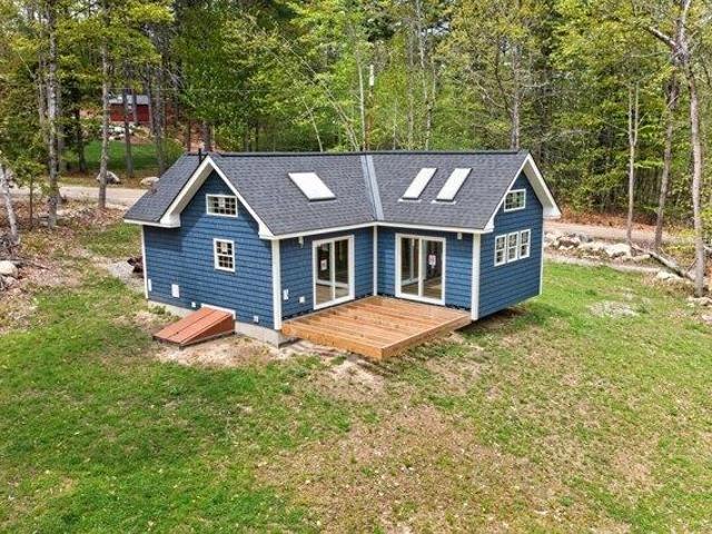 House for sale in Maine