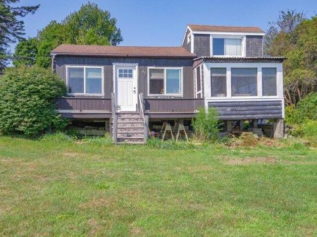 House for sale in Owls Head, Maine