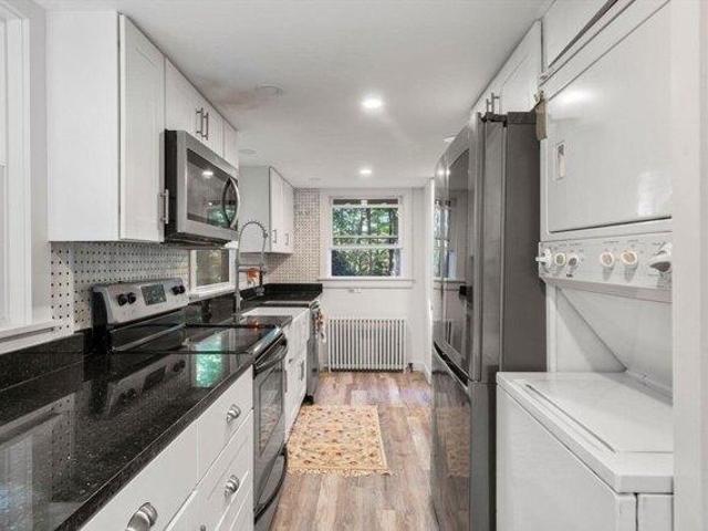 House for sale in Manomet, Massachusetts