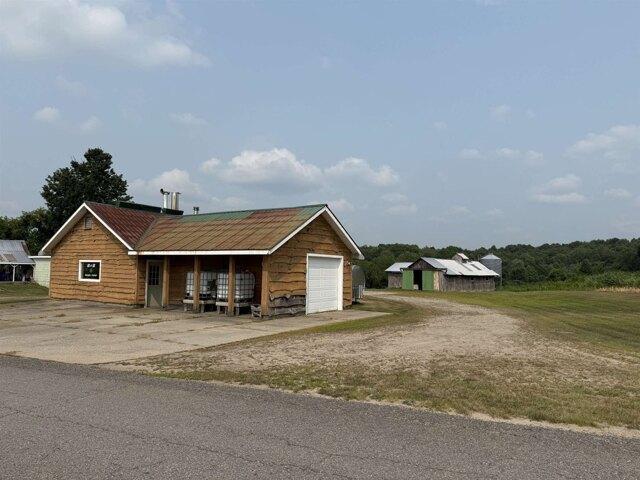House for sale in Madrid, New York