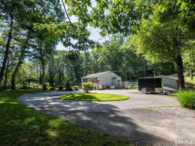 House for sale in Putnam, Connecticut