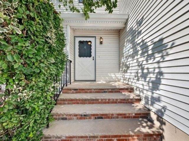 House for sale in Ringoes, New Jersey