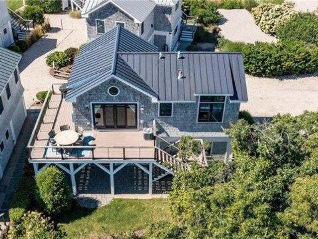 House for sale in Snug Harbor, South Kingstown