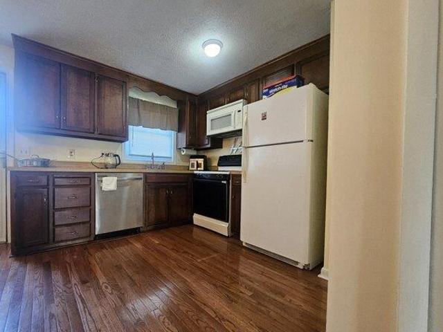 House for sale in South Windsor, Connecticut