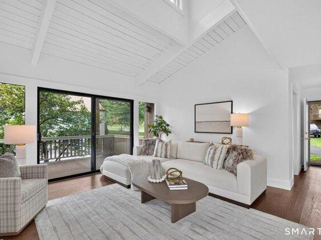 House for sale in Oronoque, Stratford