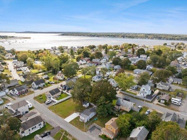 House for sale in Ocean Grove, Swansea