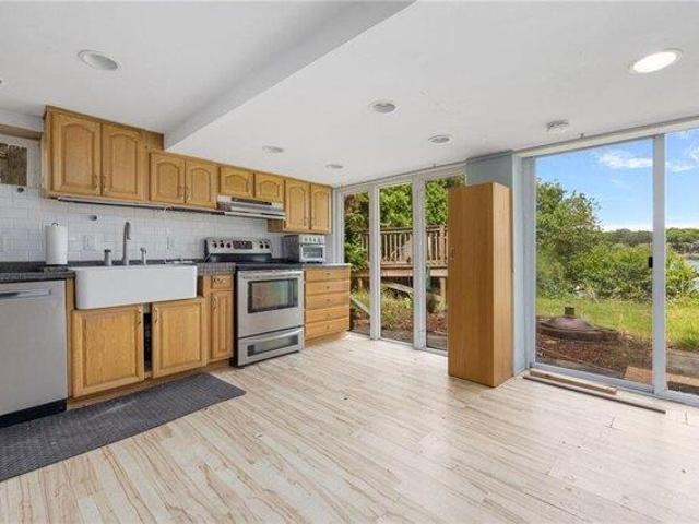 House for sale in Warwick, Rhode Island