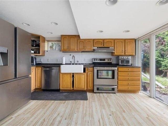 House for sale in Warwick, Rhode Island