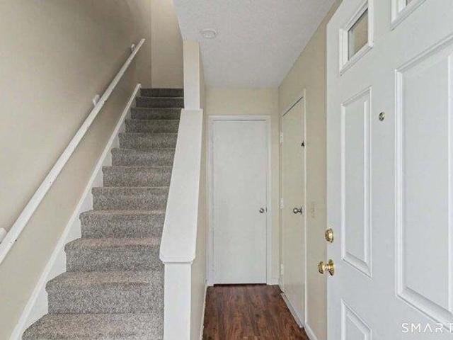 House for sale in Waterford, Connecticut