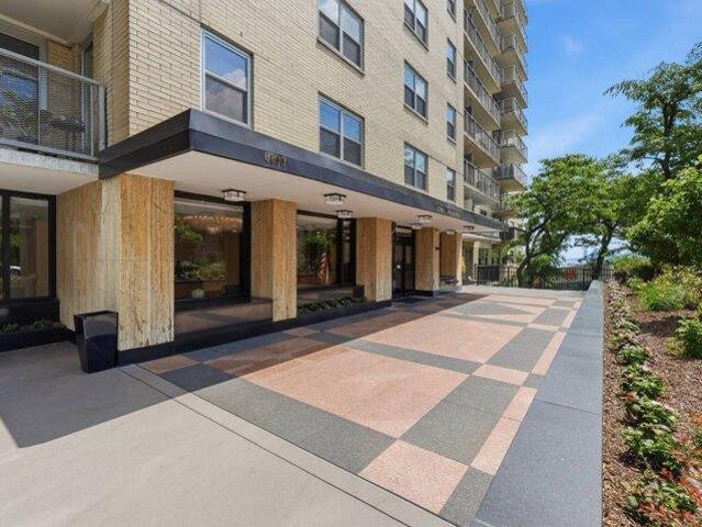 House for sale in Hudson, New Jersey