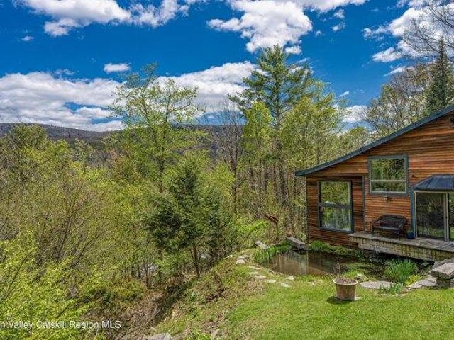 House for sale in Bearsville, New York
