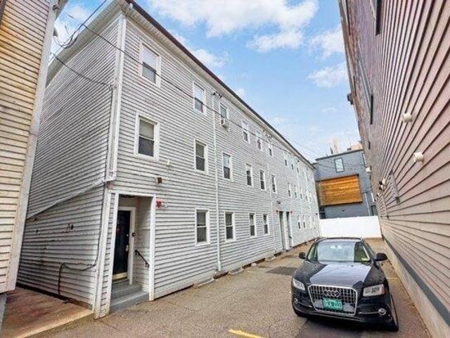 House for sale in Seaport, Boston