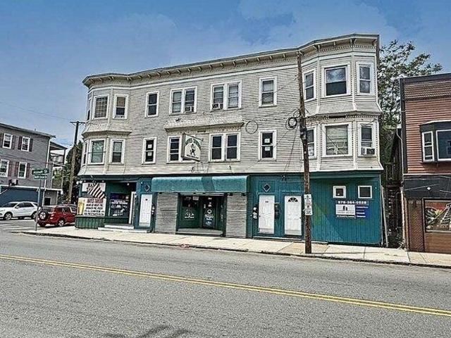 House for sale in Lawrence, Massachusetts