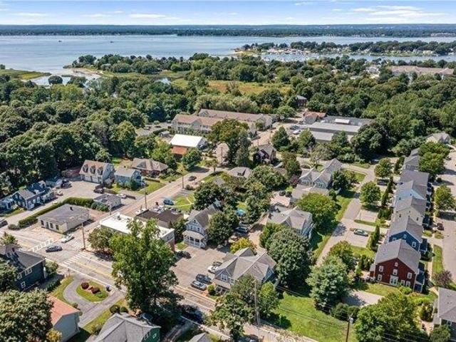 House for sale in West Barrington, Barrington