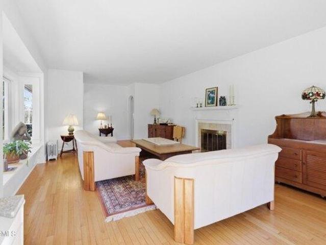 House for sale in Summer Street Historic District, Adams