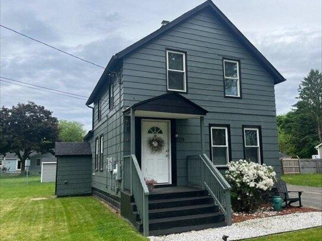 House for sale in Hampden, Massachusetts