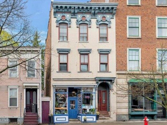 House for sale in Albany, New York