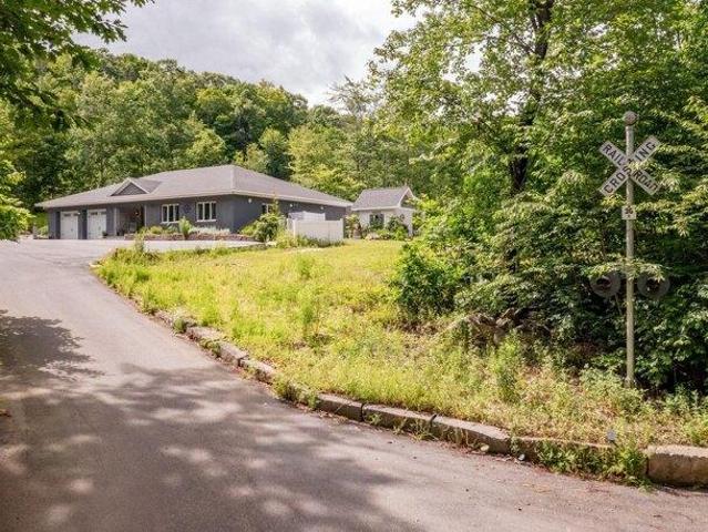 House for sale in Alfred, Maine