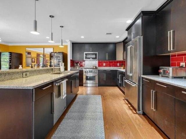 House for sale in Allendale, New Jersey
