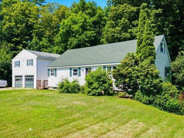 House for sale in New Hampshire