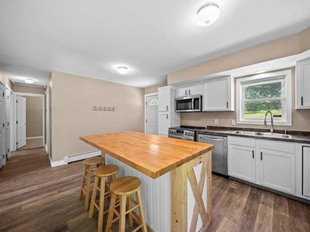 House for sale in New Hampshire