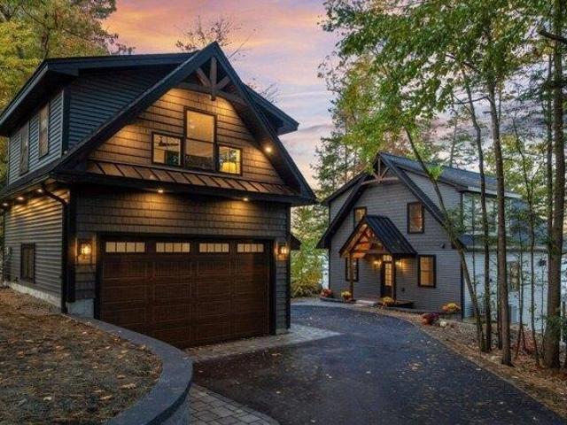 House for sale in Loon Cove, Alton