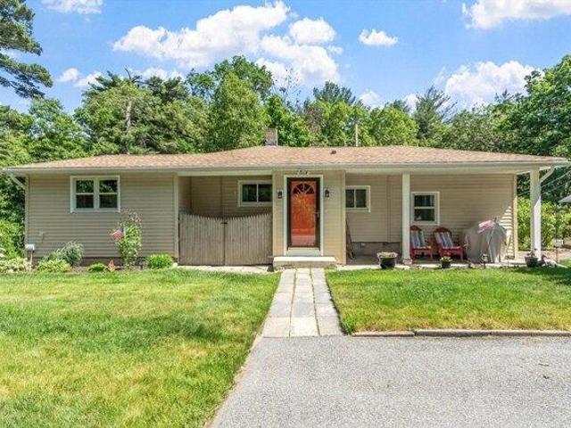 House for sale in Andover, Massachusetts