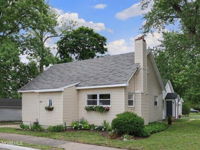 House for sale in Monmouth, New Jersey