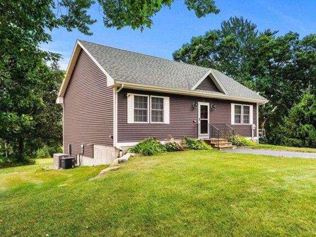 House for sale in New Hampshire