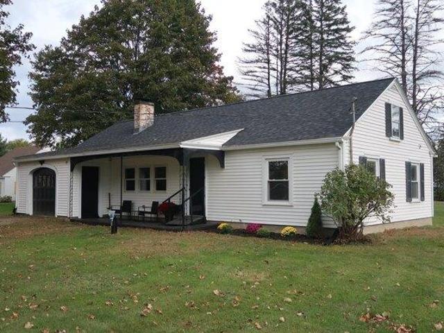 House for sale in North Sidney, Sidney