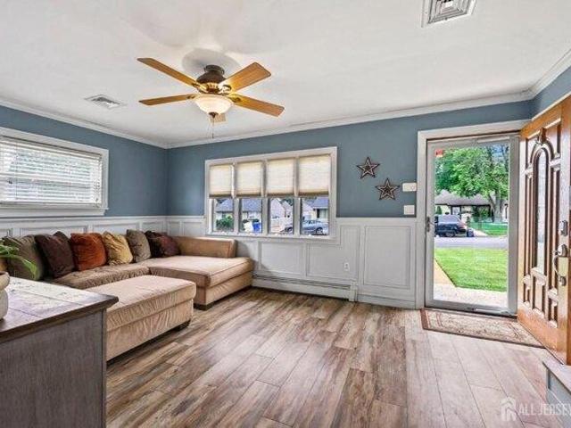 House for sale in Avenel, New Jersey