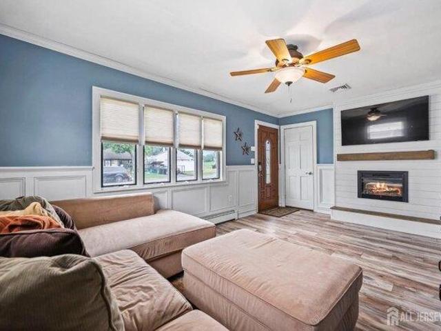 House for sale in Avenel, New Jersey