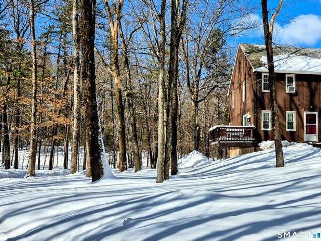 House for sale in Avon, Connecticut