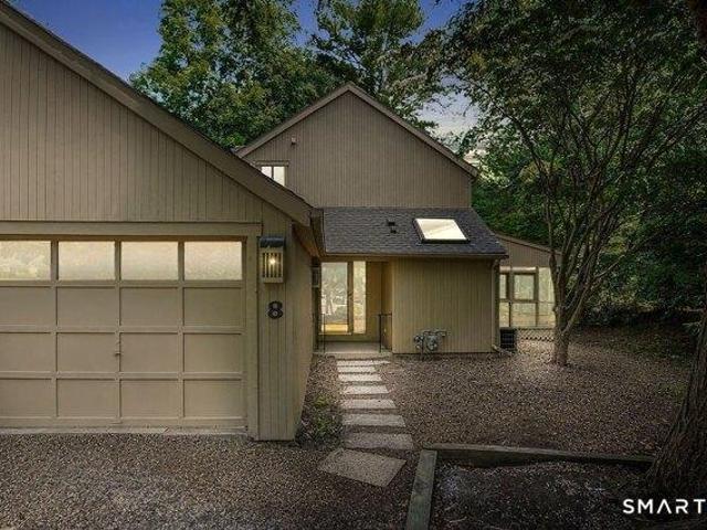 House for sale in Avon, Connecticut