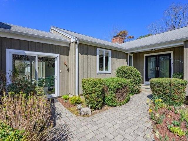 House for sale in Barnstable