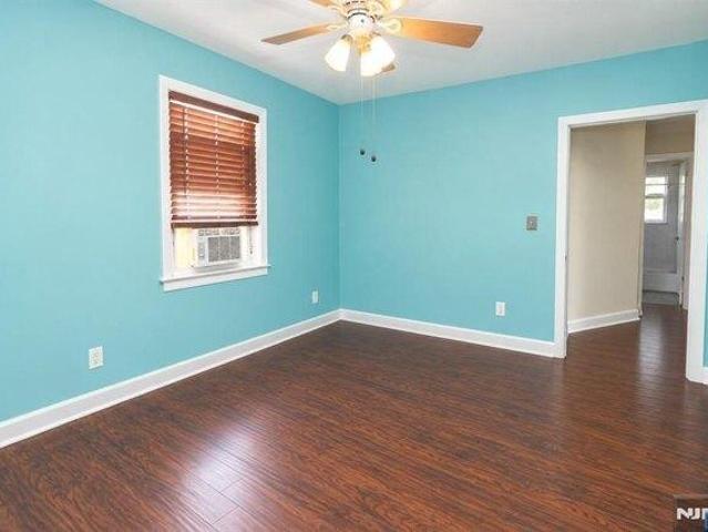 House for sale in Belleville, Essex County