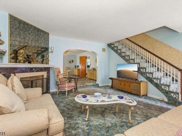 House for sale in Belleville, Essex County