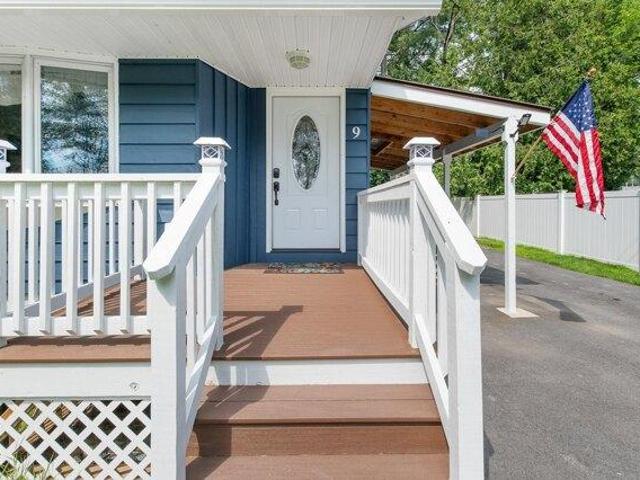 House for sale in New Hampshire