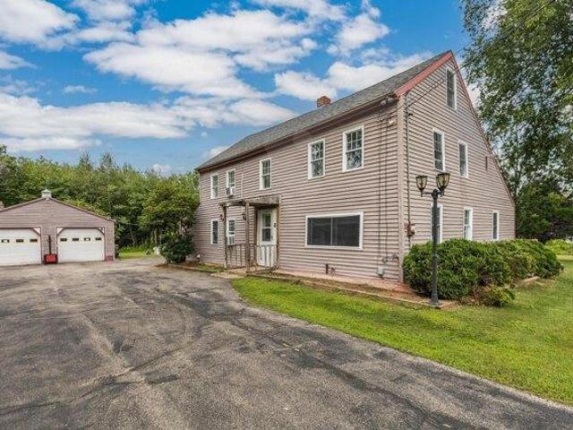 House for sale in Berwick, Maine