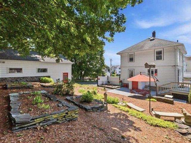 House for sale in Beverly, Massachusetts
