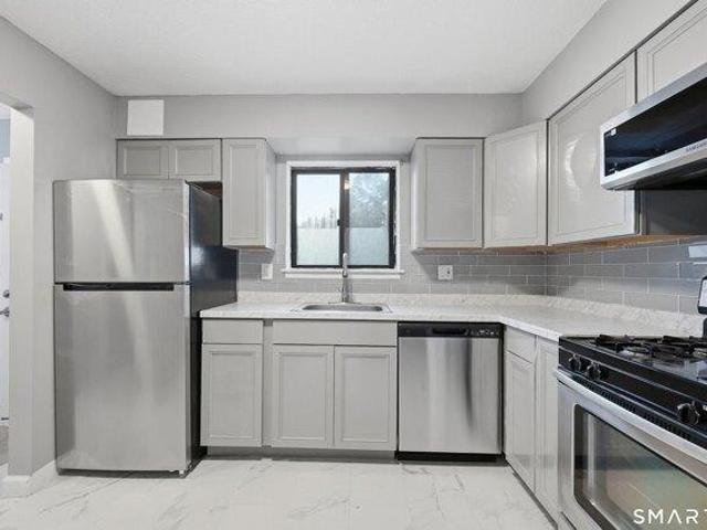 House for sale in Bloomfield, Capitol Planning Region