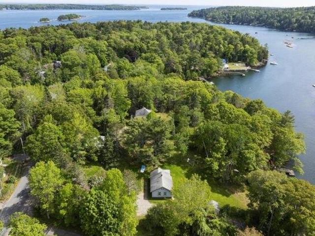House for sale in Boothbay Harbor, Maine