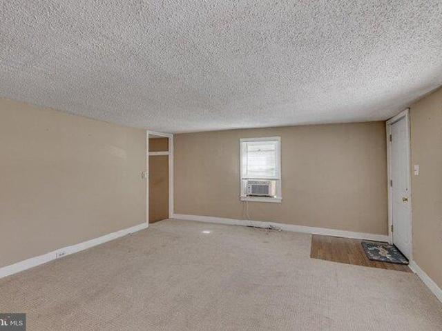 House for sale in Bordentown, New Jersey