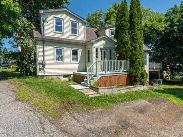 House for sale in Bowdoinham, Maine