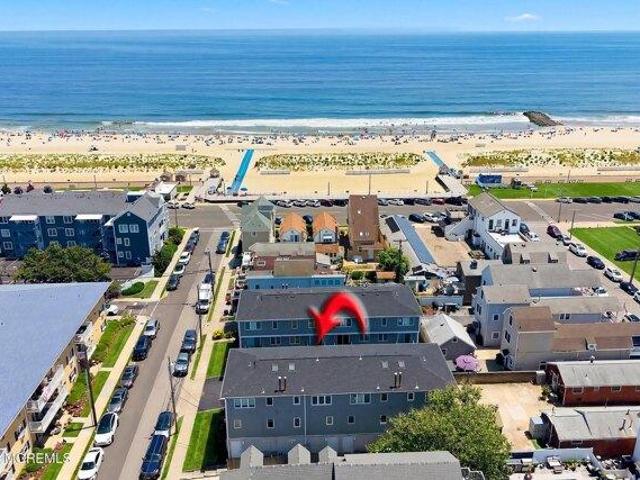 House for sale in Monmouth, New Jersey