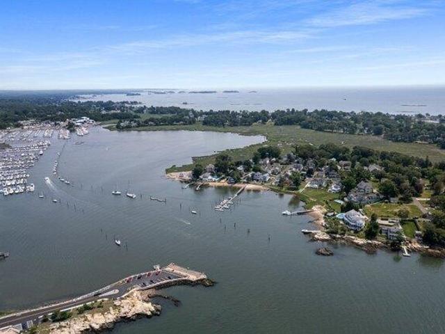 House for sale in Branford, Connecticut