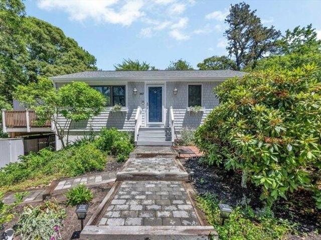 House for sale in Brewster, Barnstable County